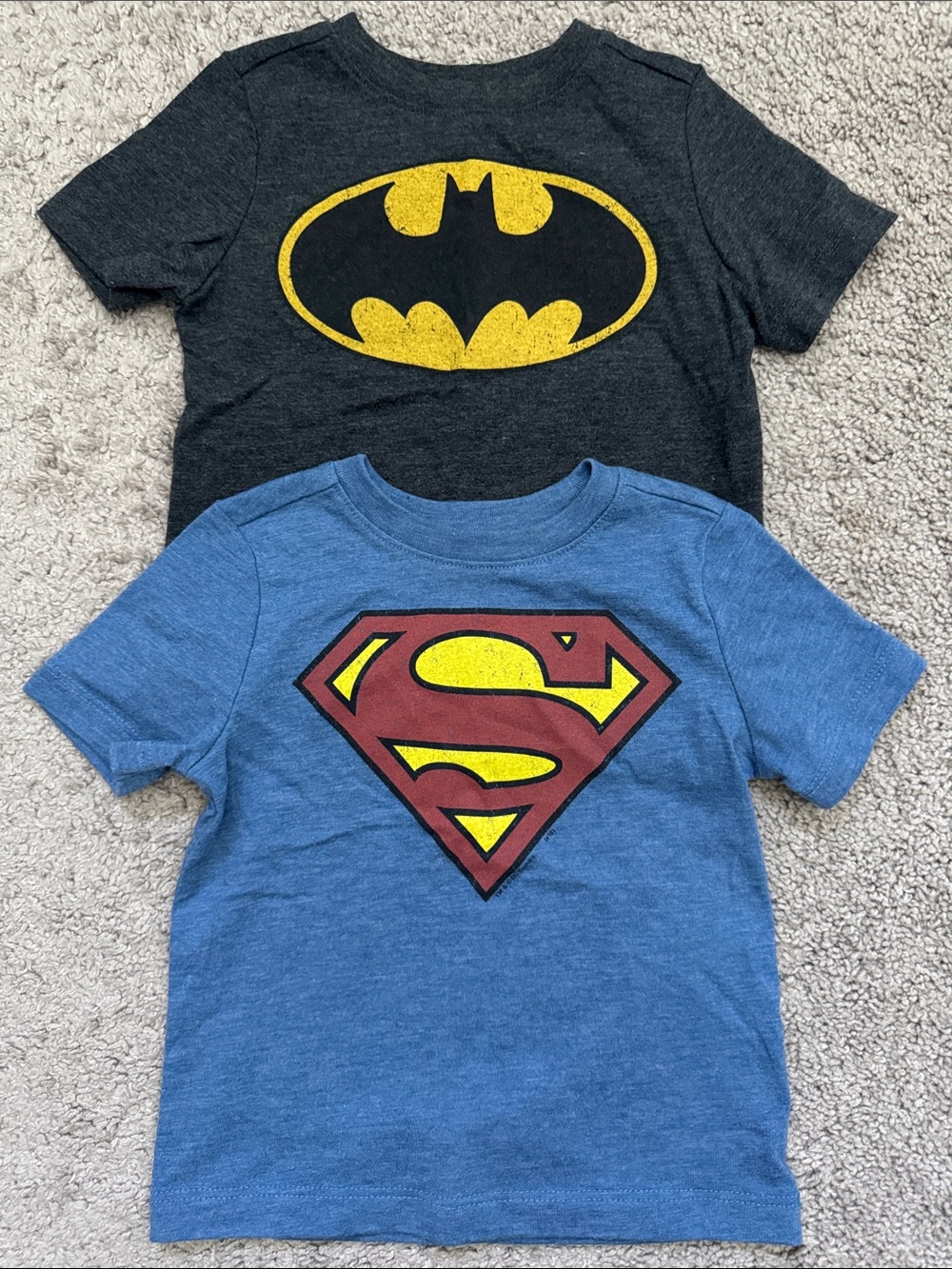 Old Navy DC Comics Lot of 2 Collectabilitees T-Shirts Superman Batman Hero 12-18